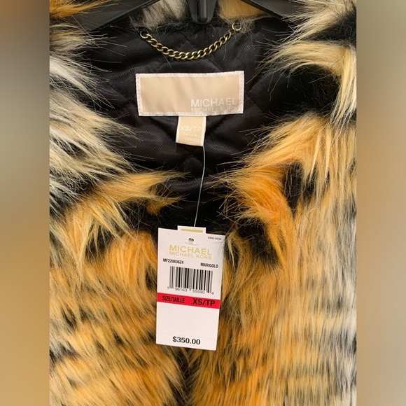 🔥Stunning New Michael Kors Faux Fur Animal Print Tiger Vest Size XS 🔥 - Picture 4 of 8